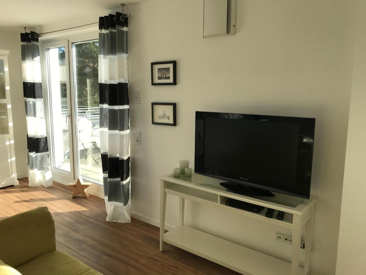 Attika Ferienwohnung In Freiburg -Gundelfingen Mit Grosser Dachterrasse Kültér fotó